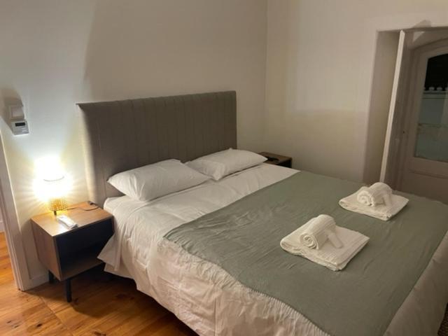 Salero Guest House Loures Esterno foto