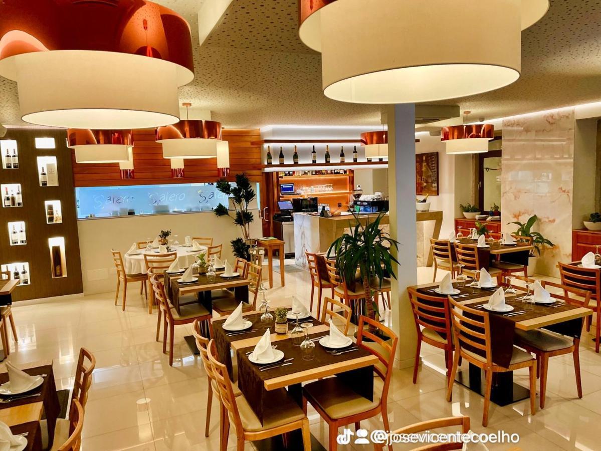 Salero Guest House Loures Esterno foto