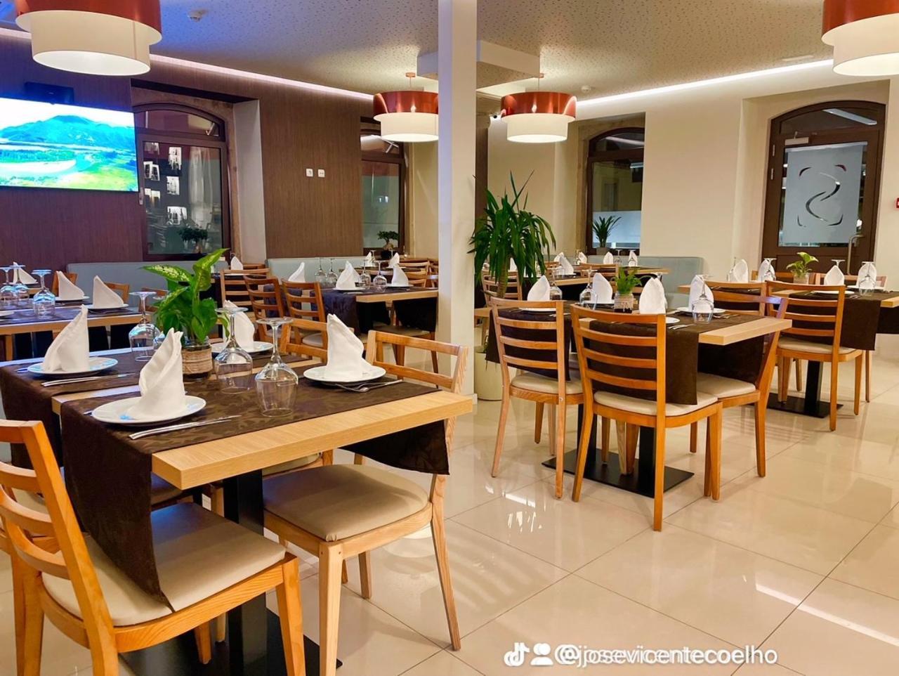 Salero Guest House Loures Esterno foto