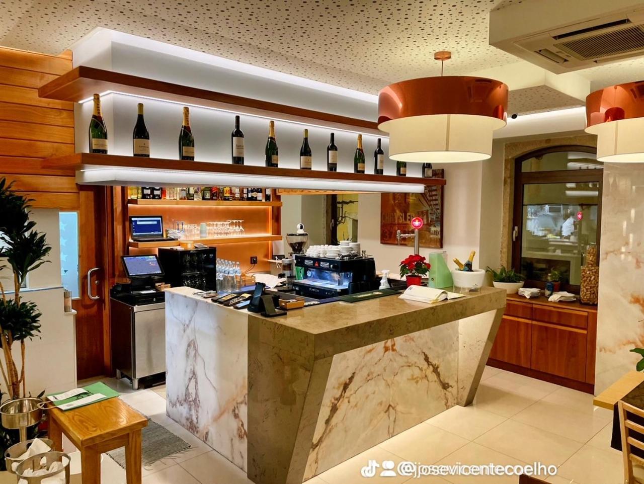 Salero Guest House Loures Esterno foto