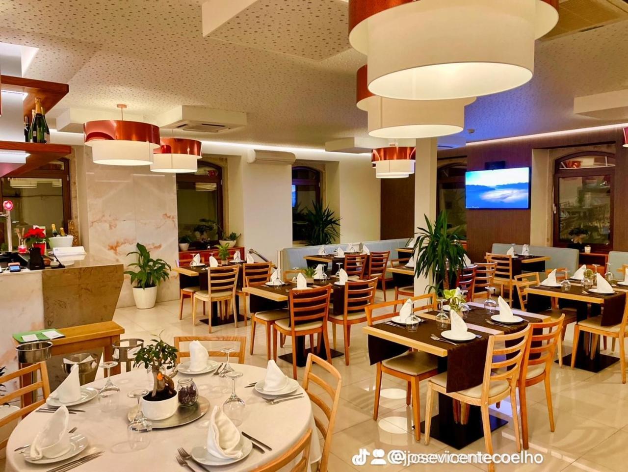 Salero Guest House Loures Esterno foto